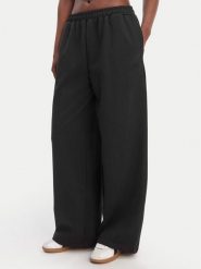 Reebok Spodnie dresowe Reebok x Ewa Chodakowska Hanna RK25624CCW Czarny Wide Leg. Czarne spodnie dresowe damskie Reebok, bez wzorów, z bawełny. Za 269.99 zł.