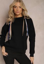 Czarna Bawełniana Bluza z Sznurkami i Kapturem Tyche. Czarne bluzy damskie Renee, bez wzorów, z bawełny, casualowe, bez ramiączek, z kapturem. Za 89.99 zł.