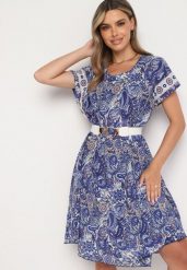 Granatowa Wiskozowa Sukienka o Rozkloszowanym Kroju w Stylu Boho Melnea. Niebieskie sukienki damskie Born2be, na lato, bez wzorów, z wiskozy, boho, bez kołnierzyka, bez ramiączek, midi, rozkloszowane. Za 64.99 zł.