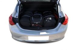 Torby Do Bagażnika Opel Astra 5 Hatchback 2009-2015 4Szt Kjust. Czarne torby podróżne damskie KJUST, bez wzorów, z kauczuku. Za 1,196.00 zł.