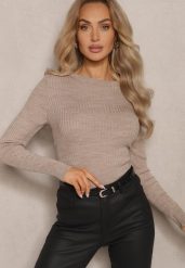 Jasnobeżowy Casualowy Sweter z Prążkowanego Materiału Zintra. Brązowe swetry nierozpinane damskie Renee, m, bez wzorów, z jeansu, casualowe, bez kołnierzyka, bez ramiączek. Za 69.99 zł.