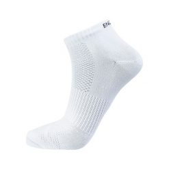 Skarpetki Endurance Dartmy. Białe buty sportowe męskie Endurance, bez wzorów, bez zapięcia, na fitness i siłownię. W wyprzedaży za 24.50 zł.