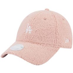 Czapka z daszkiem damska New Era Wmns 9FORTY Teddy Los Angeles Dodgers Cap. Czerwone czapki damskie New Era, bez wzorów, z materiału, sportowe. Za 139.99 zł.