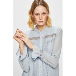 Silvian Heach - Koszula. Niebieskie koszule damskie Silvian Heach, m, bez wzorów, z poliesteru, casualowe, bez kołnierzyka, bez ramiączek. W wyprzedaży za 269.90 zł.