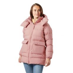 Parka damska z kapturem Helly Hansen Ellie. Czerwone parki damskie Helly Hansen, na zimę, bez wzorów, z syntetyku, z kapturem. W wyprzedaży za 1,142.00 zł.