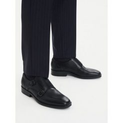 Półbuty ECCO. Czarne buty wizytowe męskie ecco, bez wzorów, bez obcasa, bez zapięcia. Za 427.99 zł.