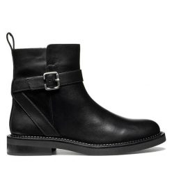 Botki Geox. Czarne botki damskie Geox, bez wzorów, bez obcasa, na płaskiej podeszwie, bez zapięcia. Za 589.99 zł.