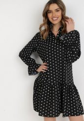 Czarna Sukienka Nikathe. Czarne sukienki damskie Born2be, m, z aplikacjami, z tkaniny, bez kołnierzyka, bez ramiączek, mini. Za 54.99 zł.