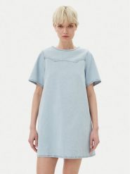 Levi's® Sukienka jeansowa 001WD-0000 Błękitny Regular Fit. Niebieskie sukienki damskie m, bez wzorów, z bawełny, bez kołnierzyka, bez ramiączek. Za 219.99 zł.