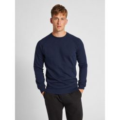 Bluza Hummel Red Classic. Niebieskie bluzy męskie Hummel, l, bez wzorów, z bawełny, sportowe, bez ramiączek, bez kaptura. Za 177.50 zł.