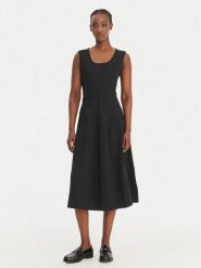 Calvin Klein Jeans Sukienka codzienna LV047F203G Czarny Regular Fit. Czarne sukienki damskie Calvin Klein Jeans, na co dzień, l, bez wzorów, z bawełny, bez kołnierzyka, bez ramiączek, proste. Za 409.99 zł.