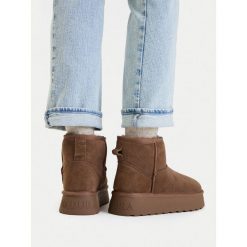 Śniegowce Badura. Brązowe śniegowce damskie Badura, bez zapięcia. Za 229.99 zł.