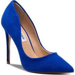 Szpilki STEVE MADDEN - Daisie SM11000019-03002-405 Blue Suede. Niebieskie szpilki damskie Steve Madden, bez wzorów, z materiału, bez obcasa, na obcasie, bez zapięcia. W wyprzedaży za 269.00 zł.