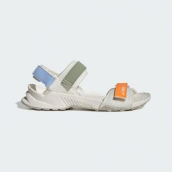 Sandały Terrex Hydroterra. Białe sandały damskie Adidas, bez wzorów, bez obcasa, bez zapięcia. Za 239.00 zł.