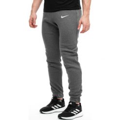 Spodnie Sportowe męskie Nike Park 20 Fleece Pant. Szare buty sportowe męskie Nike, m, bez wzorów, na fitness i siłownię. Za 156.00 zł.