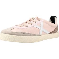 Buty MUNICH 8161072m Rose. Czerwone obuwie trekkingowe damskie munich, ze skóry, bez zapięcia. Za 288.99 zł.