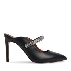 Klapki Kurt Geiger. Czarne klapki damskie Kurt Geiger, bez wzorów, bez obcasa, bez zapięcia. Za 639.99 zł.