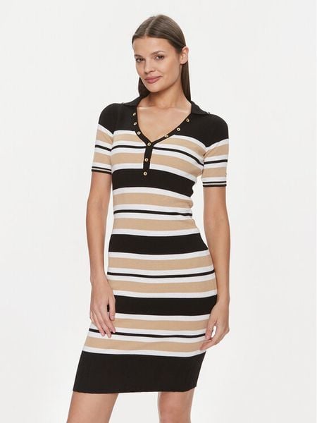 Guess Sukienka codzienna Maia W4RK66 Z2Y72 Kolorowy Slim Fit. Sukienki damskie Guess, na co dzień, m, z aplikacjami, z wiskozy, bez kołnierzyka, bez ramiączek, proste. Za 309.99 zł.