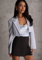 Czarne Spódnico-Spodenki High Waist z Ozdobnym Rozcięciem Sinessei. Czarne szorty damskie Renee, bez wzorów, eleganckie, z podwyższonym stanem. Za 79.99 zł.