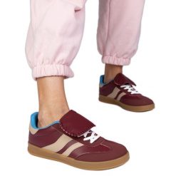 Bordowe sneakersy trampki damskie sportowe czerwone. Czerwone trampki i tenisówki damskie bez wzorów, z materiału, bez zapięcia. Za 84.03 zł.
