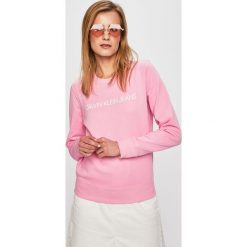 Calvin Klein Jeans - Bluza. Białe bluzy damskie Calvin Klein Jeans, l, bez wzorów, z bawełny, bez ramiączek, bez kaptura. W wyprzedaży za 219.90 zł.
