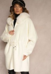 Jasnobeżowy Długi Płaszcz ze Ściągaczem w Pasie Zdobiony Futrem Delithriel. Brązowe płaszcze damskie Renee, l, z aplikacjami, z futra, eleganckie, bez kołnierzyka, z kapturem. Za 229.99 zł.