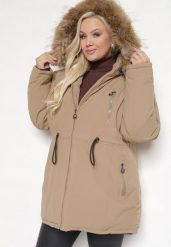 Ciemnobeżowa Kurtka Parka Ocieplana z Troczkami i Odpinanym Kapturem Innorina. Brązowe kurtki damskie Born2be, xl, bez wzorów, z jeansu. Za 309.99 zł.
