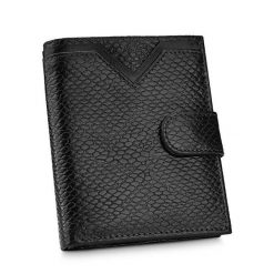 Portfel wężowy BETLEWSKI BPM-PP-67 CZARNY. Czarne portfele męskie Betlewski, bez wzorów, ze skóry. Za 149.99 zł.