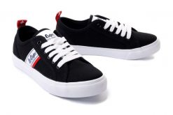 LEE COOPER LCW-22-31-0832L black, tenisówki damskie. Czarne trampki i tenisówki damskie Lee Cooper, bez wzorów, bez zapięcia. Za 77.94 zł.