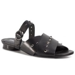 Klapki Gino Rossi. Czarne klapki damskie Gino Rossi, bez wzorów, bez obcasa, bez zapięcia. Za 259.99 zł.