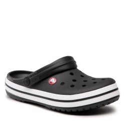 Klapki Crocs. Czarne klapki damskie Crocs, bez wzorów, bez zapięcia. Za 169.99 zł.