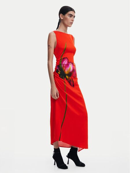 Desigual Sukienka codzienna Reims 25SWVW07 Czerwony Regular Fit. Czerwone sukienki damskie Desigual, na co dzień, m, bez wzorów, z wiskozy, bez kołnierzyka, bez ramiączek, proste. Za 259.99 zł.