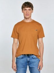 Koszulka męska z kieszonką brązowa Carbon 802. Brązowe t-shirty męskie BIG STAR, l, z aplikacjami, z bawełny, bez kołnierzyka, bez ramiączek. W wyprzedaży za 99.99 zł.