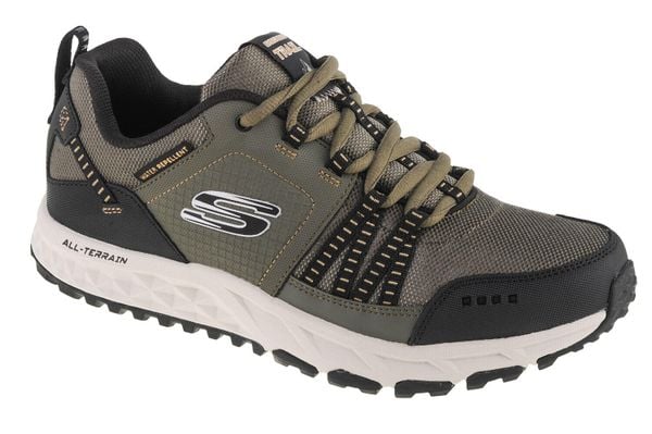 Buty trekkingowe Skechers Escape Plan. Zielone trekkingi męskie Skechers, na jesień, z dzianiny, przed kostkę, bez zapięcia. Za 319.99 zł.