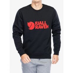 Bluza męska Fjallraven Logo Sweater. Czarne bluzy męskie Fjällräven, l, bez wzorów, casualowe, bez ramiączek, bez kaptura. Za 459.99 zł.