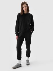 4F Spodnie dresowe joggery damskie - czarne XL. Czarne spodnie dresowe damskie 4F, bez wzorów, z bawełny, sportowe. Za 129.99 zł.