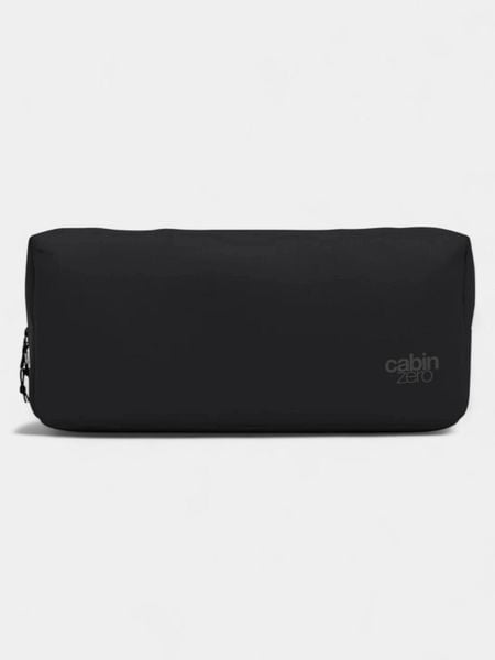 Mała torba Cabin Zero Tech Pouch. Czarne torby na ramię męskie CABINZERO, z materiału, na ramię, małe. Za 135.00 zł.