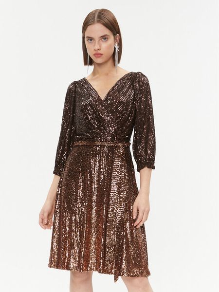 DKNY Sukienka codzienna DD3HR967 Brązowy Regular Fit. Brązowe sukienki damskie DKNY, na co dzień, bez wzorów, z syntetyku, bez kołnierzyka, bez ramiączek, proste. Za 439.99 zł.