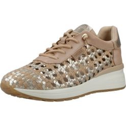 Buty CARMELA 162287C Beżowy. Brązowe obuwie trekkingowe damskie Carmela, z materiału, bez zapięcia. Za 521.45 zł.