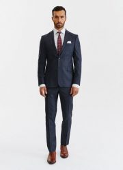 PAKO LORENTE – Granatowe spodnie garniturowe w bordową kratę Windowpane. Czerwone eleganckie spodnie męskie Pako Lorente, bez wzorów, z elastanu. Za 499.99 zł.