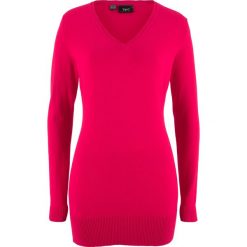 Długi sweter basic z dekoltem w serek. Czarne swetry nierozpinane damskie bonprix, bez wzorów, z dzianiny, bez kołnierzyka, bez ramiączek. Za 84.99 zł.