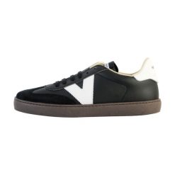 Buty sportowe z efektem skóry Victoria Berlin Ciclista. Czarne obuwie sportowe damskie VICTORIA, bez wzorów, ze skóry, bez zapięcia. Za 358.85 zł.