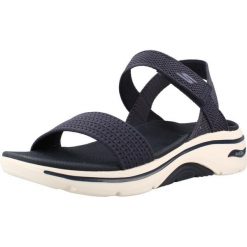 Sandały SKECHERS GO WALK ARCH FIT 2.0 Niebieski. Niebieskie sandały damskie Skechers, bez wzorów, z tkaniny, bez obcasa, bez zapięcia. Za 233.99 zł.