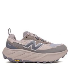 Buty do biegania New Balance. Fioletowe obuwie sportowe damskie New Balance, bez wzorów, bez zapięcia, do biegania. Za 749.99 zł.