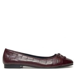 Baleriny Tory Burch. Czerwone balerinki damskie Tory Burch, bez wzorów, bez obcasa, bez zapięcia. Za 879.99 zł.