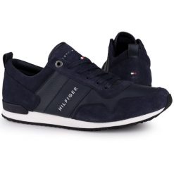 Buty męskie sportowe do chodzenia Tommy Hilfige MAXWELL. Białe buty sportowe męskie Tommy Hilfiger, bez wzorów, bez zapięcia, trekkingowe. Za 299.00 zł.