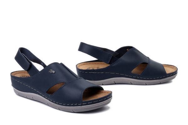 BEFADO DR ORTO 158D 263 granatowy, sandały damskie. Niebieskie sandały damskie Befado Dr Orto, bez wzorów, z gumy, bez obcasa, na koturnie, bez zapięcia. Za 124.90 zł.