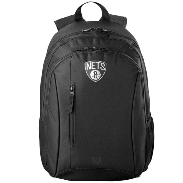 Plecak sportowo-turystyczny Wilson NBA Team Brooklyn Nets Backpack 30 L. Czarne plecaki męskie Wilson, bez wzorów, z materiału, sportowe. Za 139.99 zł.