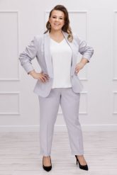 Elegancki żakiet Neva w popielatym kolorze XXL OVERSIZE WIOSNA. Szare marynarki i żakiety damskie Moda Size Plus Iwanek, bez wzorów, z bawełny, eleganckie, bez kołnierzyka, bez ramiączek. W wyprzedaży za 159.90 zł.