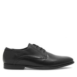 Półbuty Lasocki. Czarne buty wizytowe męskie Lasocki, bez wzorów, bez obcasa, bez zapięcia. Za 249.99 zł.